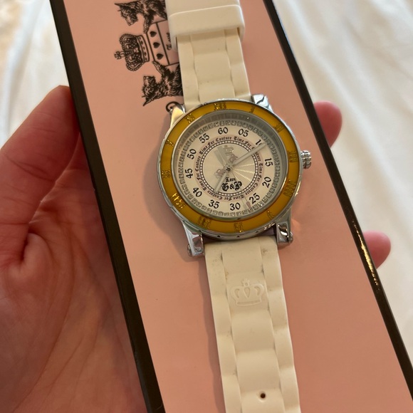 Juicy Couture 38 mm Womens Watch JC.29.3.14.0093.4. With box - Picture 13 of 16